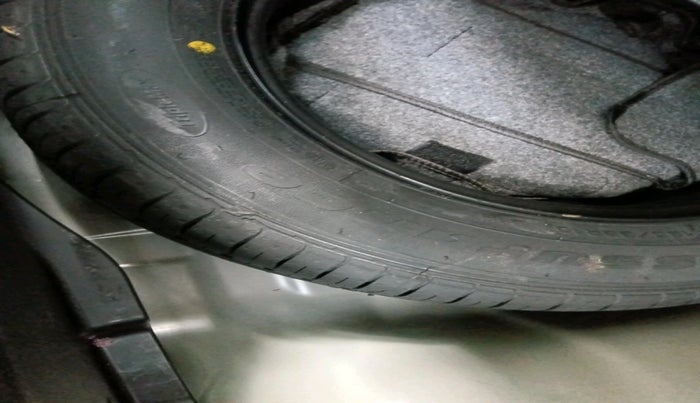 2022 KIA SONET HTX 1.5 AT, Diesel, Automatic, 50,786 km, tyre