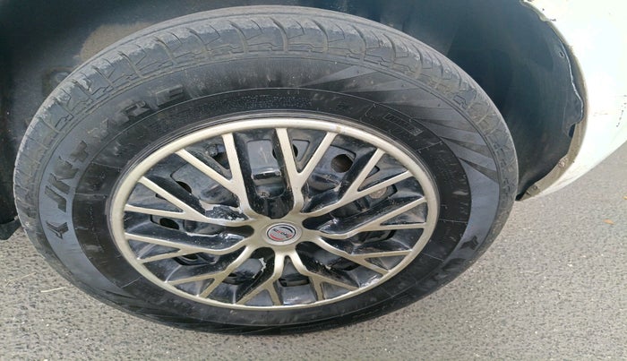 2012 Maruti Swift VDI, Diesel, Manual, 58,347 km, tyre