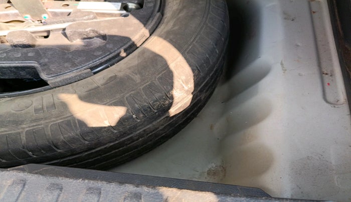 2017 Maruti Vitara Brezza ZDI PLUS, Diesel, Manual, 1,35,805 km, tyre