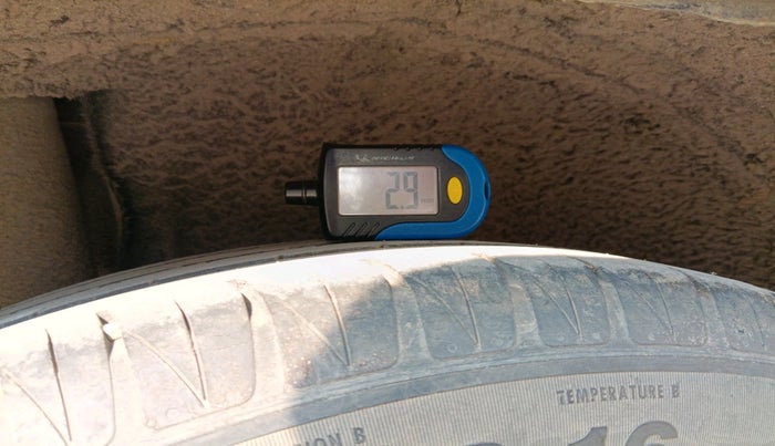 2017 Maruti Vitara Brezza ZDI PLUS, Diesel, Manual, 1,35,805 km, tyre