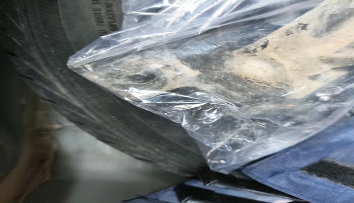 2011 Hyundai i20 MAGNA 1.2, Petrol, Manual, 32,885 km, tyre