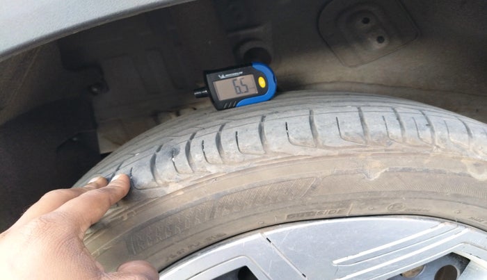 2024 Tata NEXON PURE 1.2 PETROL, Petrol, Manual, 17,933 km, tyre