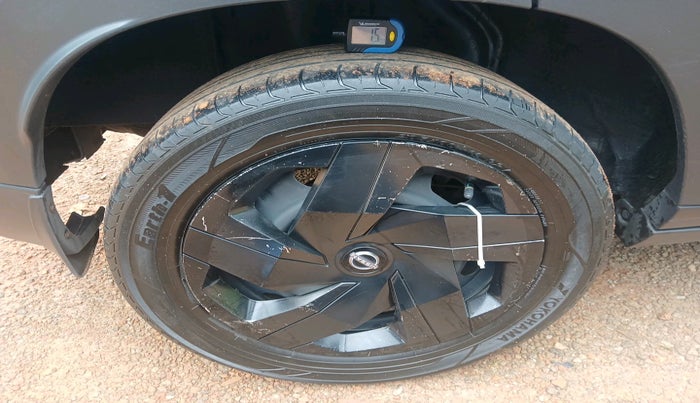 2023 Nissan MAGNITE XL AMT EZ Shift, Petrol, Automatic, 53,072 km, tyre