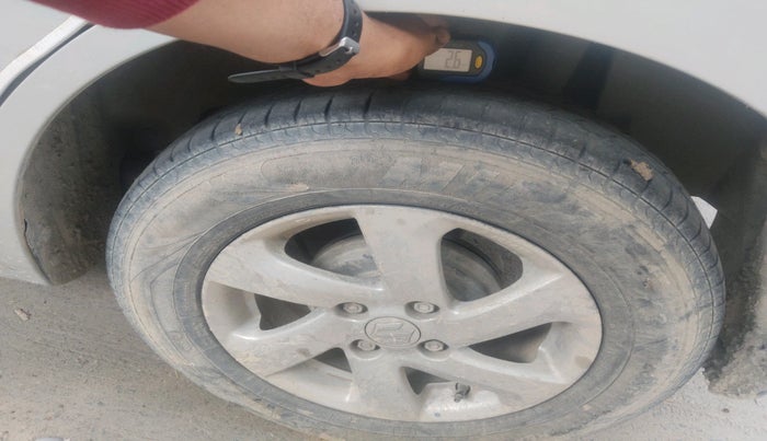 2018 Maruti Dzire VDI, Diesel, Manual, 1,66,057 km, tyre