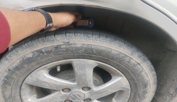 2018 Maruti Dzire VDI, Diesel, Manual, 1,66,057 km, tyre