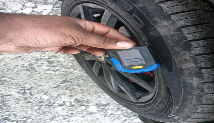 2019 Volkswagen Polo HIGHLINE PLUS 1.5 16 ALLOY, Diesel, Manual, 83,365 km, tyre