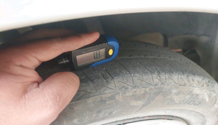 2020 Maruti Swift VXI, Petrol, Manual, 41,930 km, tyre