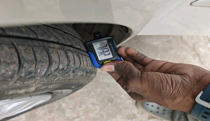 2010 Hyundai i20 SPORTZ 1.2, Petrol, Manual, 82,339 km, tyre