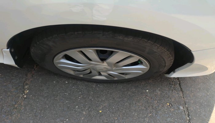 2015 Honda City 1.5L I-VTEC SV, Petrol, Manual, 47,992 km, tyre