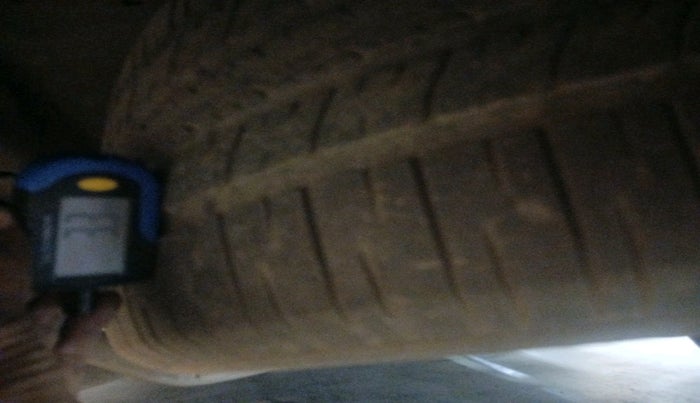 2014 Mahindra XUV500 W8, Diesel, Manual, 75,640 km, tyre