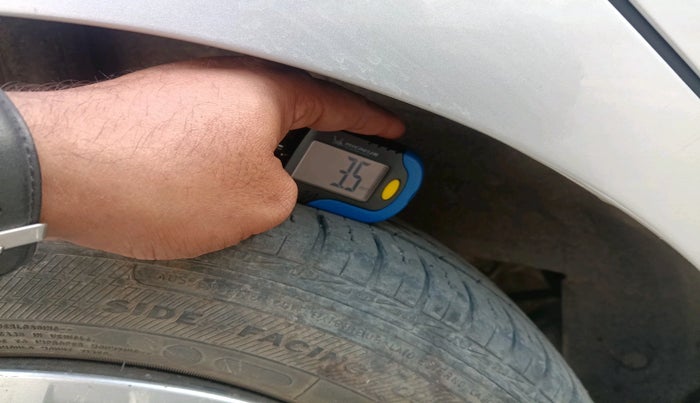 2016 Hyundai Xcent S 1.2, Petrol, Manual, 47,482 km, tyre