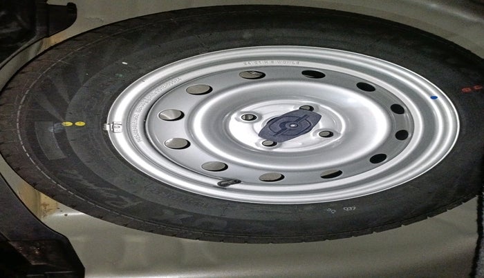 2024 Maruti Swift LXi, Petrol, Manual, 4,928 km, tyre