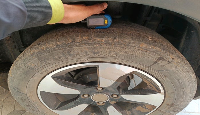 2019 Tata NEXON XZ PLUS PETROL, Petrol, Manual, 69,787 km, tyre