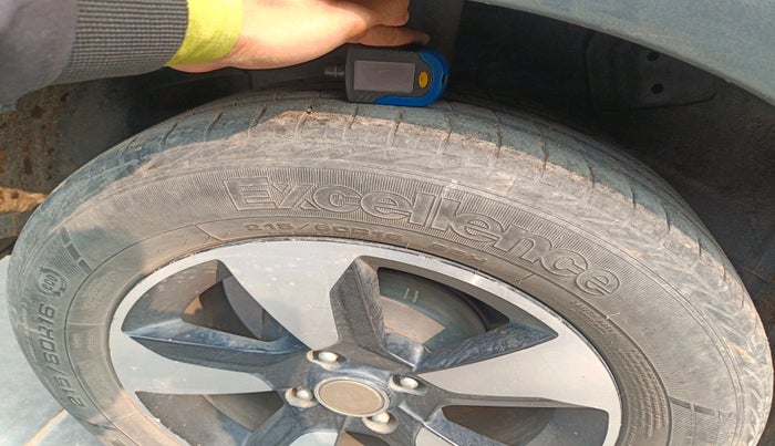 2019 Tata NEXON XZ PLUS PETROL, Petrol, Manual, 69,787 km, tyre