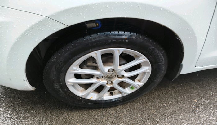 2018 Maruti Swift ZXI AMT, Petrol, Automatic, 54,723 km, tyre