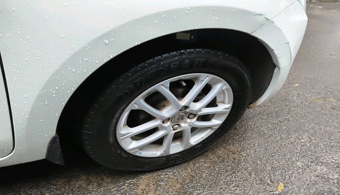 2018 Maruti Swift ZXI AMT, Petrol, Automatic, 54,723 km, tyre