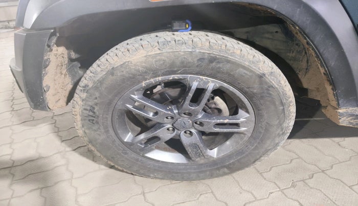 2020 Mahindra Thar LX D 4WD MT CONVERTIBLE, Diesel, Manual, 34,300 km, tyre