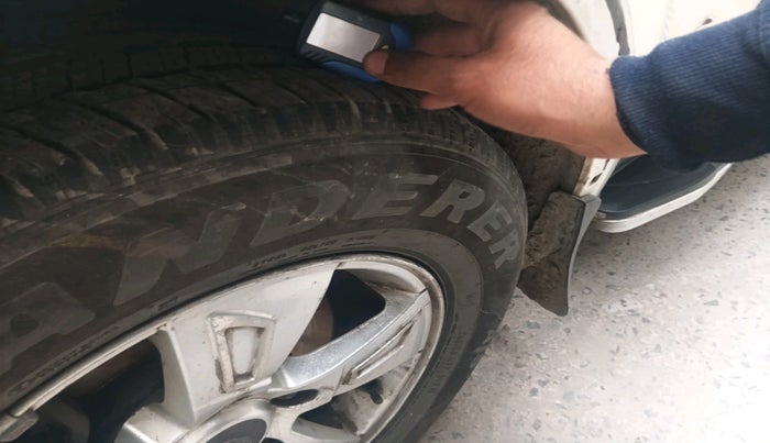 2018 Mahindra XUV500 W7, Diesel, Manual, 51,626 km, tyre