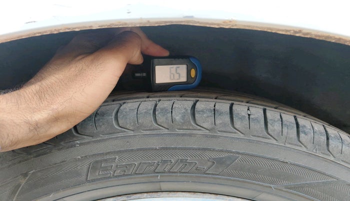 2015 Honda Amaze 1.5L I-DTEC S, Diesel, Manual, 1,13,304 km, tyre