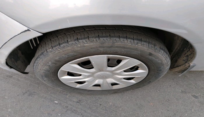 2012 Ford Figo ZXI 1.4 DIESEL, Diesel, Manual, 1,17,154 km, tyre