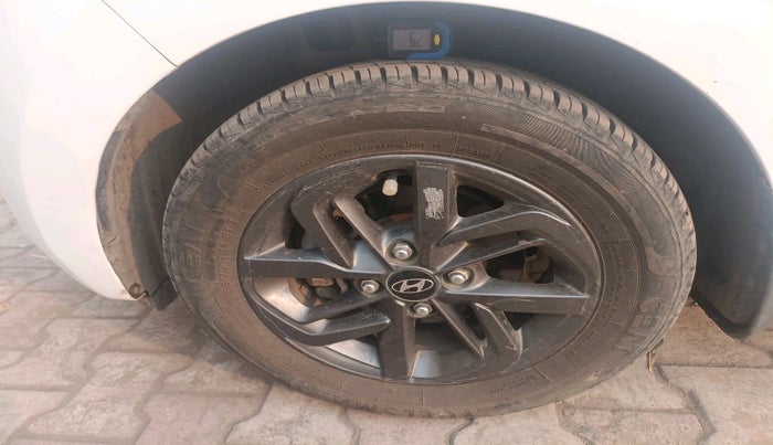 2021 Hyundai GRAND I10 NIOS SPORTZ 1.2 KAPPA VTVT, Petrol, Manual, 28,698 km, tyre