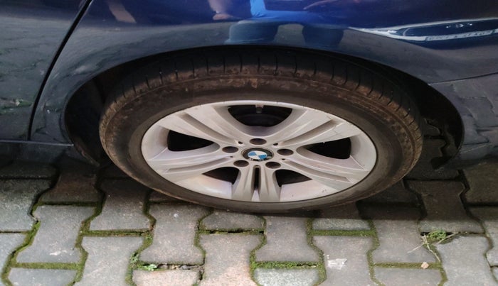 2017 BMW 3 Series 320d Sport Line, Diesel, Automatic, 56,665 km, tyre