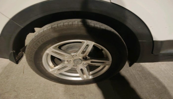 2016 Hyundai Creta S 1.4 DIESEL, Diesel, Manual, 1,23,796 km, tyre