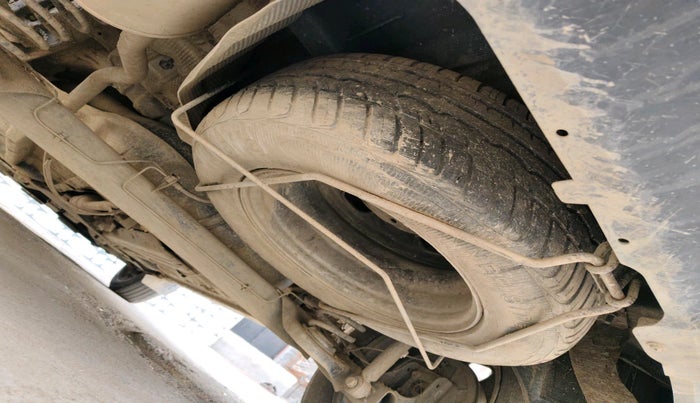 2013 Renault Duster 110 PS RXL DIESEL, Diesel, Manual, 2,10,058 km, tyre