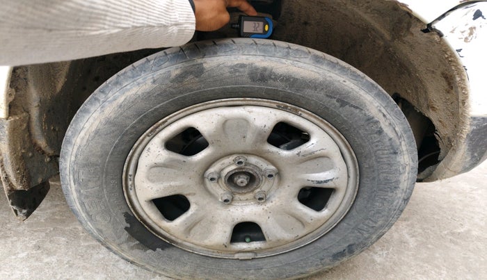 2013 Renault Duster 110 PS RXL DIESEL, Diesel, Manual, 2,10,058 km, tyre