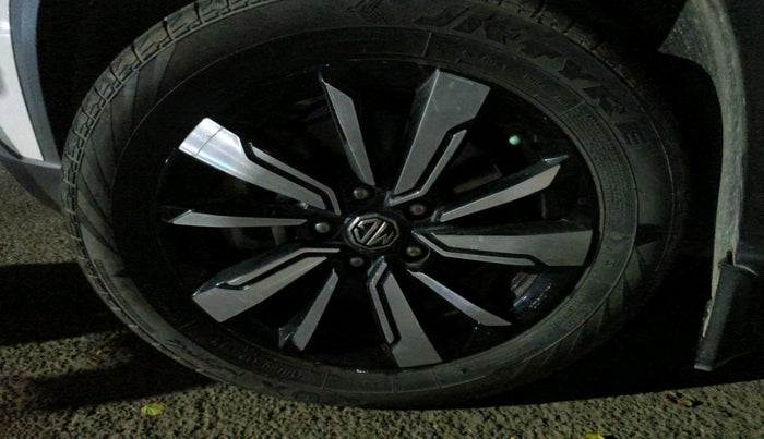 2020 MG HECTOR SHARP 2.0 DIESEL, Diesel, Manual, 69,171 km, tyre