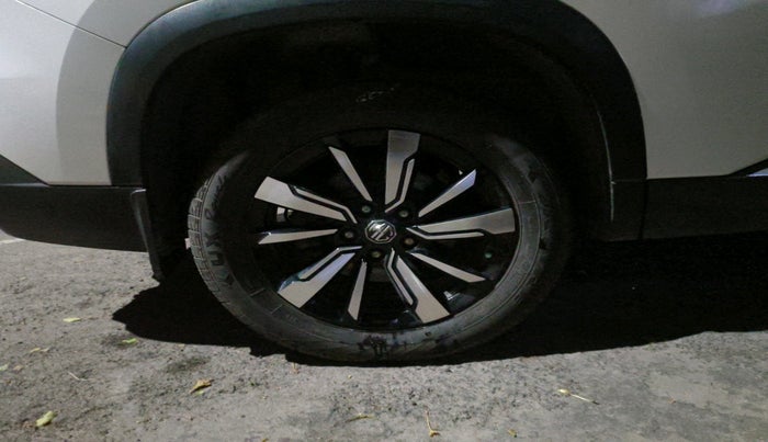 2020 MG HECTOR SHARP 2.0 DIESEL, Diesel, Manual, 69,171 km, tyre