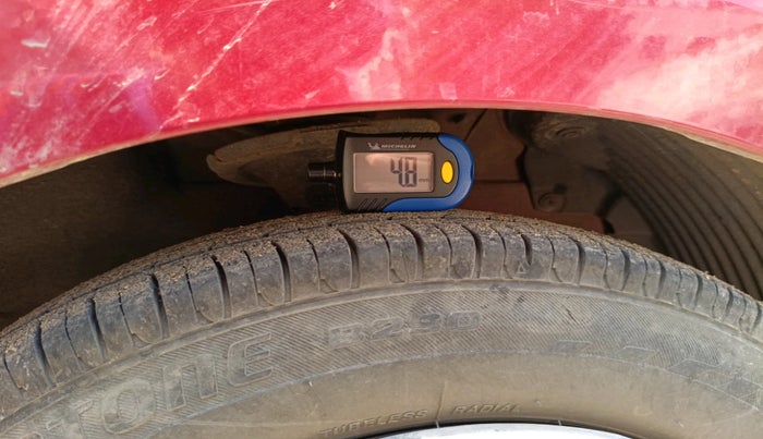 2016 Hyundai Eon ERA +, Petrol, Manual, 67,872 km, tyre