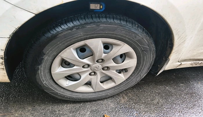 2017 Hyundai Elite i20 SPORTZ 1.2, Petrol, Manual, 1,63,047 km, tyre