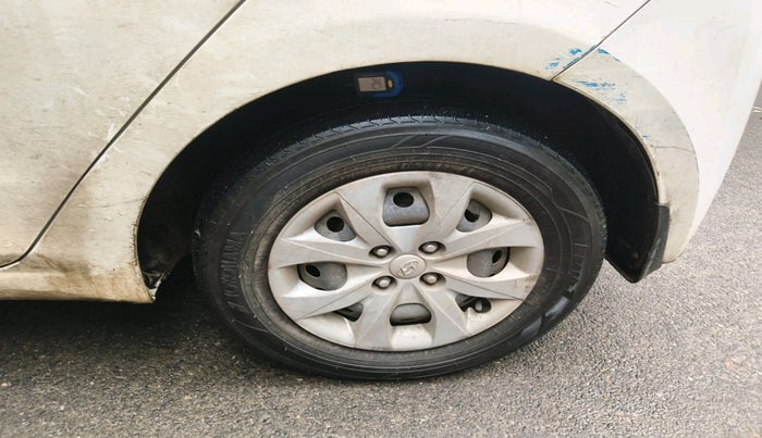 2017 Hyundai Elite i20 SPORTZ 1.2, Petrol, Manual, 1,63,047 km, tyre