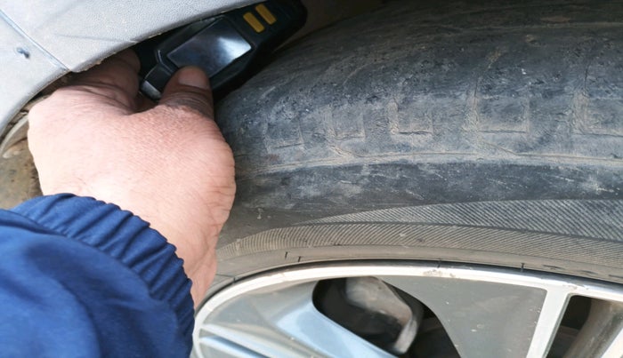 2016 Hyundai Creta SX PLUS AT 1.6 PETROL, Petrol, Automatic, 1,58,788 km, tyre