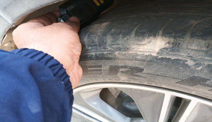 2016 Hyundai Creta SX PLUS AT 1.6 PETROL, Petrol, Automatic, 1,58,788 km, tyre