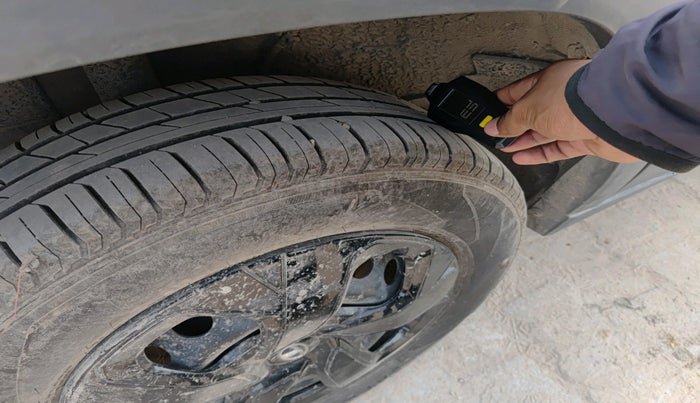 2024 Tata PUNCH PURE MT, Petrol, Manual, 4,121 km, tyre