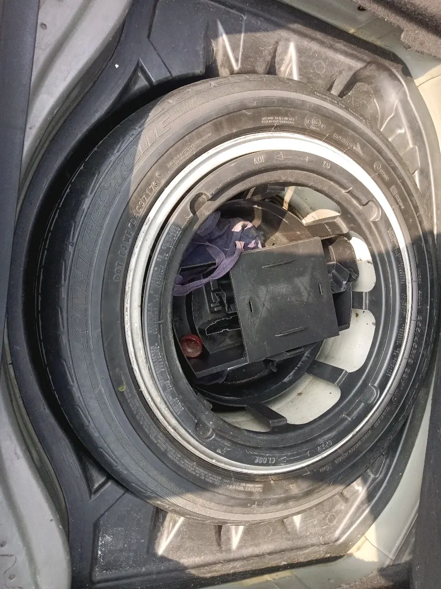 2012 Mercedes Benz S Class 350 CDI LONG BLUE EFFICIENCY, Diesel, Automatic, 99,623 km, tyre