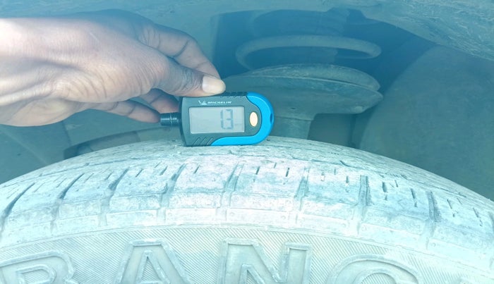 2014 Renault Duster RXL PETROL, Petrol, Manual, 93,362 km, tyre