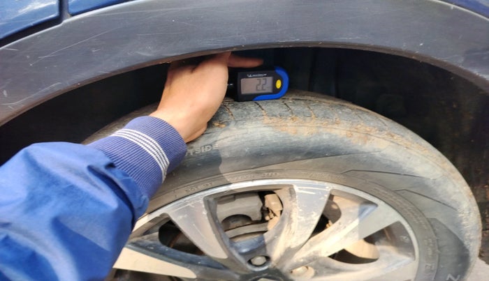 2021 Maruti S Cross ZETA 1.5, Petrol, Manual, 1,25,151 km, tyre