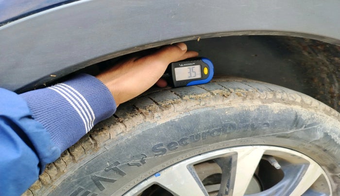 2021 Maruti S Cross ZETA 1.5, Petrol, Manual, 1,25,151 km, tyre