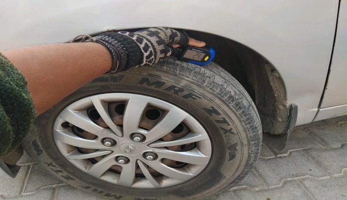 2015 Hyundai i10 SPORTZ 1.1, Petrol, Manual, 53,785 km, tyre