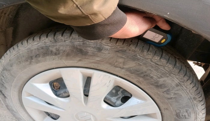 2016 Maruti Swift VDI, Diesel, Manual, 94,860 km, tyre