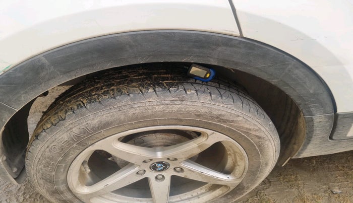 2017 Hyundai Creta S 1.4 DIESEL, Diesel, Manual, 1,17,677 km, tyre