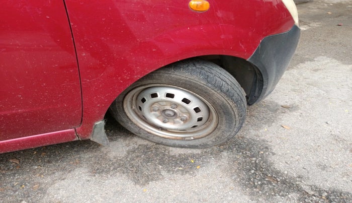 2010 Chevrolet Spark PS 1.0, Petrol, Manual, 70,000 km, tyre