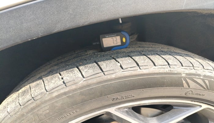 2016 BMW X1 sDrive 20d x Line, Diesel, Automatic, 1,19,740 km, tyre