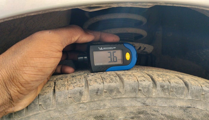 2016 Skoda Rapid AMBITION 1.5 TDI, Diesel, Manual, 1,31,816 km, tyre