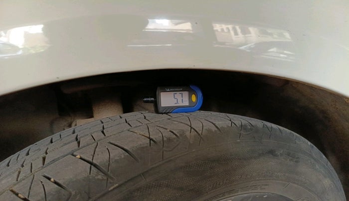 2019 Ford Ecosport TITANIUM 1.5L DIESEL, Diesel, Manual, 1,42,783 km, tyre