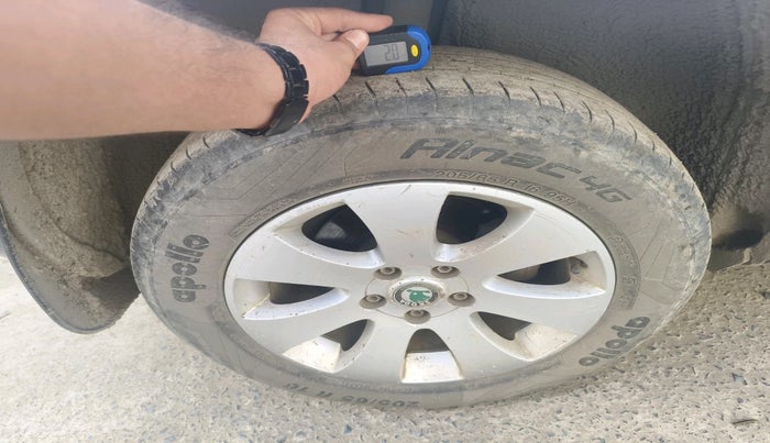 2011 Skoda Yeti ACTIVE 2.0 TDI CR 4X2, Diesel, Manual, 1,06,610 km, tyre