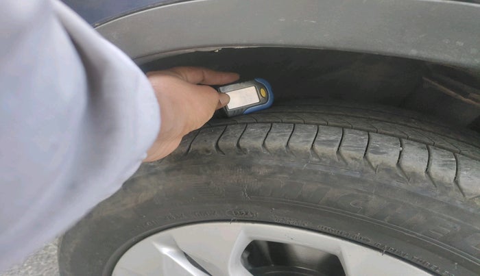 2022 BMW X1 sDrive20i xLine, Petrol, Automatic, 36,686 km, tyre